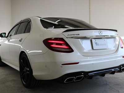 2018 Mercedes-BENZ E-CLASS AMG photo 11