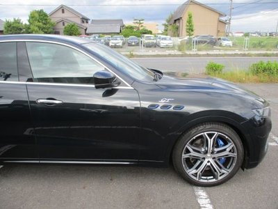 2023 Maserati LEVANTE — миниатюра 13