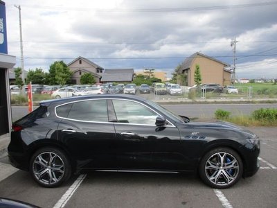 2023 Maserati LEVANTE — миниатюра 11