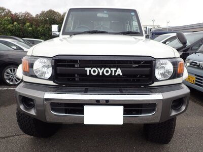 2014 Toyota LAND CRUISER 70 PICKUP — фото 3