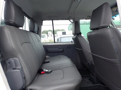 2014 Toyota LAND CRUISER 70 PICKUP — фото 30