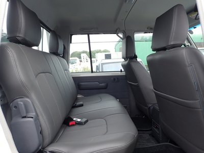 2014 Toyota LAND CRUISER 70 PICKUP — фото 31