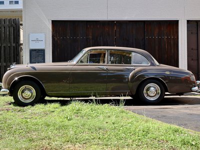 صورة 2 لـ 1957 Bentley S1 CONTINENTAL FLYING SPUR