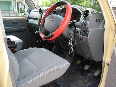 صورة مصغرة 12 لـ 2015 Toyota LAND CRUISER 70 PICKUP