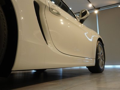 صورة مصغرة 50 لـ 2015 Porsche CAYMAN