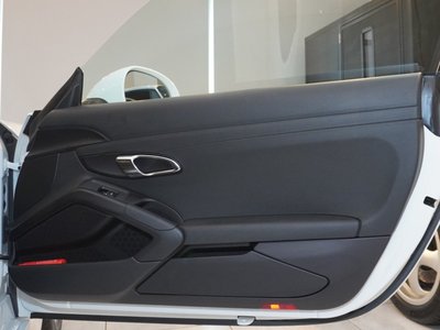 صورة مصغرة 71 لـ 2015 Porsche CAYMAN