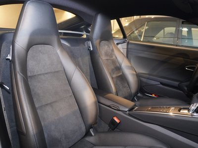 صورة مصغرة 73 لـ 2015 Porsche CAYMAN