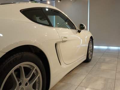 صورة مصغرة 49 لـ 2015 Porsche CAYMAN