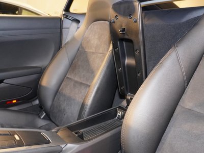 صورة مصغرة 70 لـ 2015 Porsche CAYMAN
