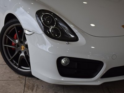 2016 Porsche CAYMAN thumbnail 17