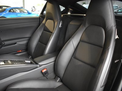 2016 Porsche CAYMAN thumbnail 36