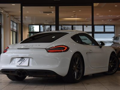 2016 Porsche CAYMAN photo 8