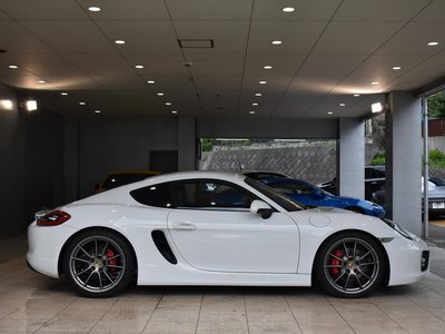 2016 Porsche CAYMAN photo 4