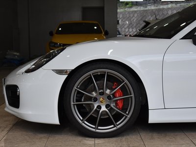 2016 Porsche CAYMAN photo 11