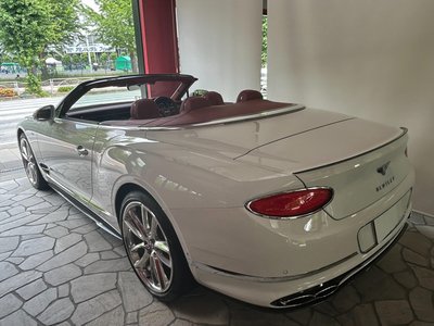 صورة 4 لـ 2022 Bentley CONTINENTAL