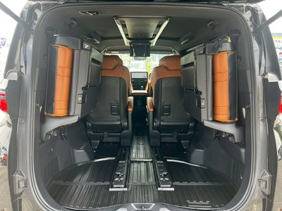 صورة 23 لـ 2024 Toyota VELLFIRE