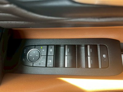 صورة 42 لـ 2024 Toyota VELLFIRE