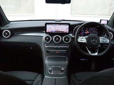 2022 Mercedes-BENZ GLC photo 4