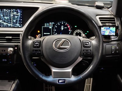 2016 Lexus GS F photo 39