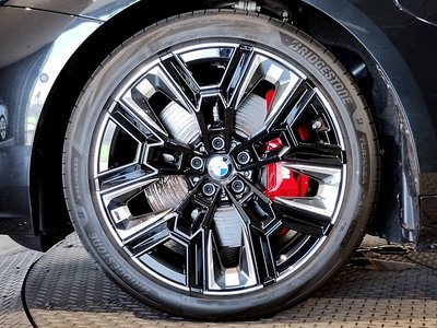 صورة مصغرة 42 لـ 2026 BMW I5