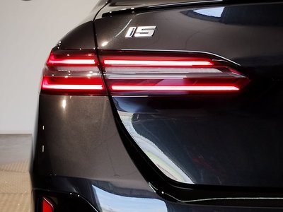صورة مصغرة 64 لـ 2026 BMW I5