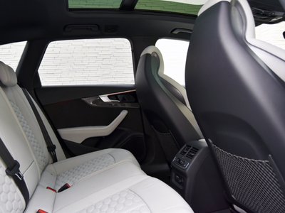 2021 AUDI RS4 AVANT — миниатюра 12
