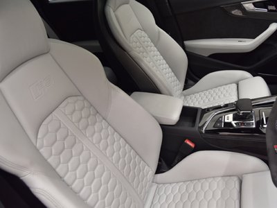 2021 AUDI RS4 AVANT — миниатюра 10