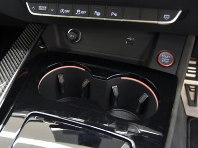 2021 AUDI RS4 AVANT — миниатюра 17