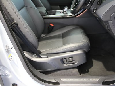 صورة مصغرة 19 لـ 2024 LAND Rover RANGE ROVER VELAR