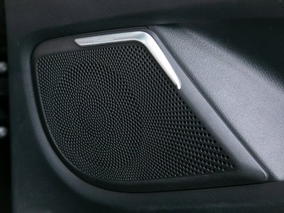 2024 Mercedes-BENZ V-CLASS photo 4