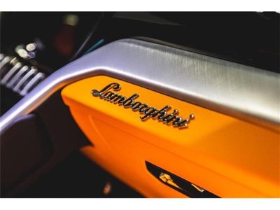 صورة مصغرة 24 لـ 2021 Lamborghini URUS