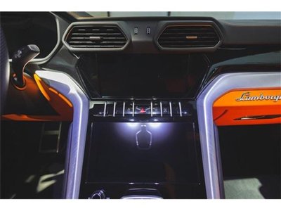 صورة مصغرة 23 لـ 2021 Lamborghini URUS