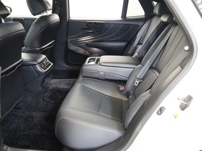 2022 Lexus LS 缩略图 31