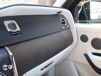 2019 ROLLS-ROYCE CULLINAN — фото 21