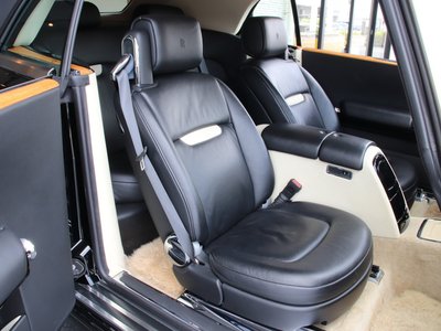 2011 ROLLS-ROYCE PHANTOM DROPHEAD COUPE 照片 37