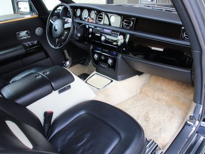 2011 ROLLS-ROYCE PHANTOM DROPHEAD COUPE 照片 33