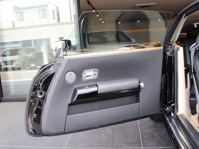 2011 ROLLS-ROYCE PHANTOM DROPHEAD COUPE 照片 74