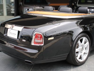 2011 ROLLS-ROYCE PHANTOM DROPHEAD COUPE 照片 22