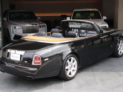 2011 ROLLS-ROYCE PHANTOM DROPHEAD COUPE 照片 19