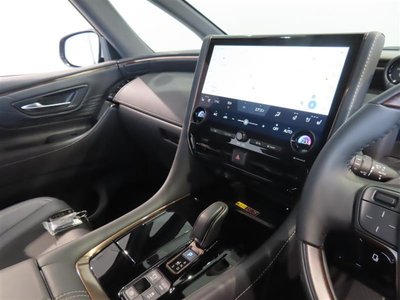 صورة 13 لـ 2023 Toyota VELLFIRE