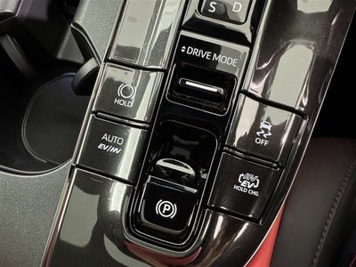 صورة 22 لـ 2024 Toyota CROWN SPORT