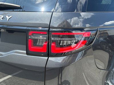 2025 LAND Rover DISCOVERY SPORT photo 11