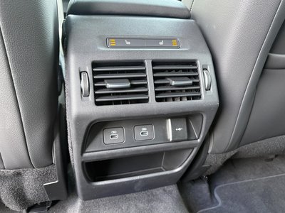 2025 LAND Rover DISCOVERY SPORT thumbnail 32