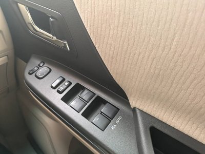 2012 Toyota VELLFIRE photo 16