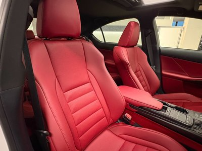 2025 Lexus IS 缩略图 30