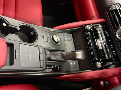 2025 Lexus IS 缩略图 22