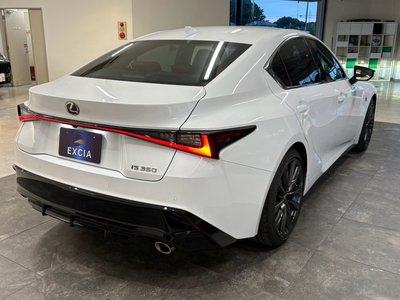 2025 Lexus IS 缩略图 9