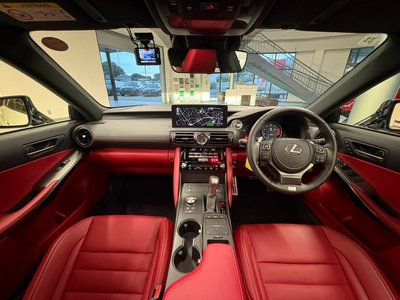 2025 Lexus IS 缩略图 17