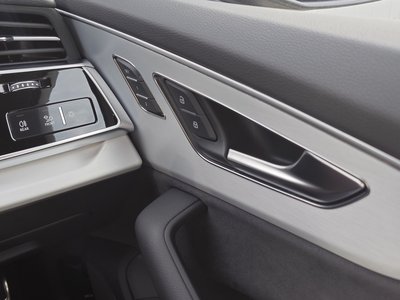 2024 AUDI Q7 — миниатюра 32