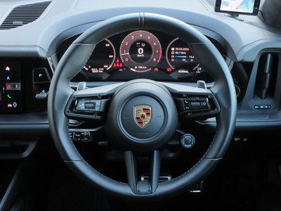 صورة مصغرة 37 لـ 2024 Porsche CAYENNE